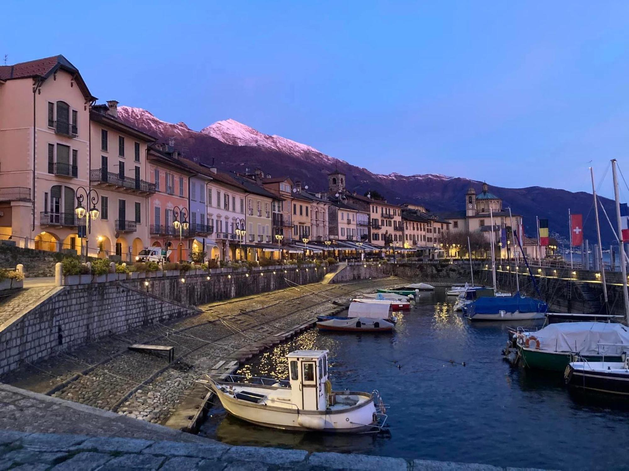 Holiday Lido Cannobio Bagian luar foto